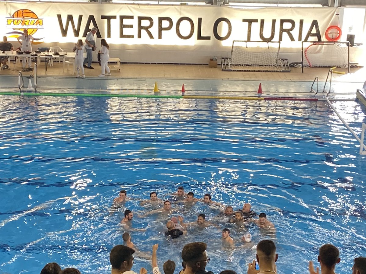 Quin_master's tweet photo. #waterpolo
@WTuria 
#deprimera
Enhorabuena!!!!
🤽🏼‍♂️🤽🏼‍♂️🤽🏼‍♂️🤽🏼‍♂️ https://t.co/Wg5tDycH5A