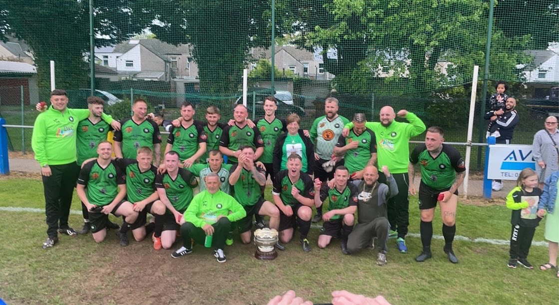 WelshRocky_1983's tweet photo. #Congratulations to #WelshRocky sponsored football team - @alwayfc ⚽️🏴󠁧󠁢󠁷󠁬󠁳󠁿 who won the #DivisionTitle 🏆 @craigwoodruff 

#UTA🍏#AdvancementofAmateurSport 🎾🏀🏈🏉🏑🎱🏒🏸🏓🏏⛳️🤿🥊🛼🛹🎣🥋🏋️‍♀️🪂🥌⛷🤼‍♂️🏇🤾🏌️‍♀️🏄 https://t.co/hvP8xvcWle