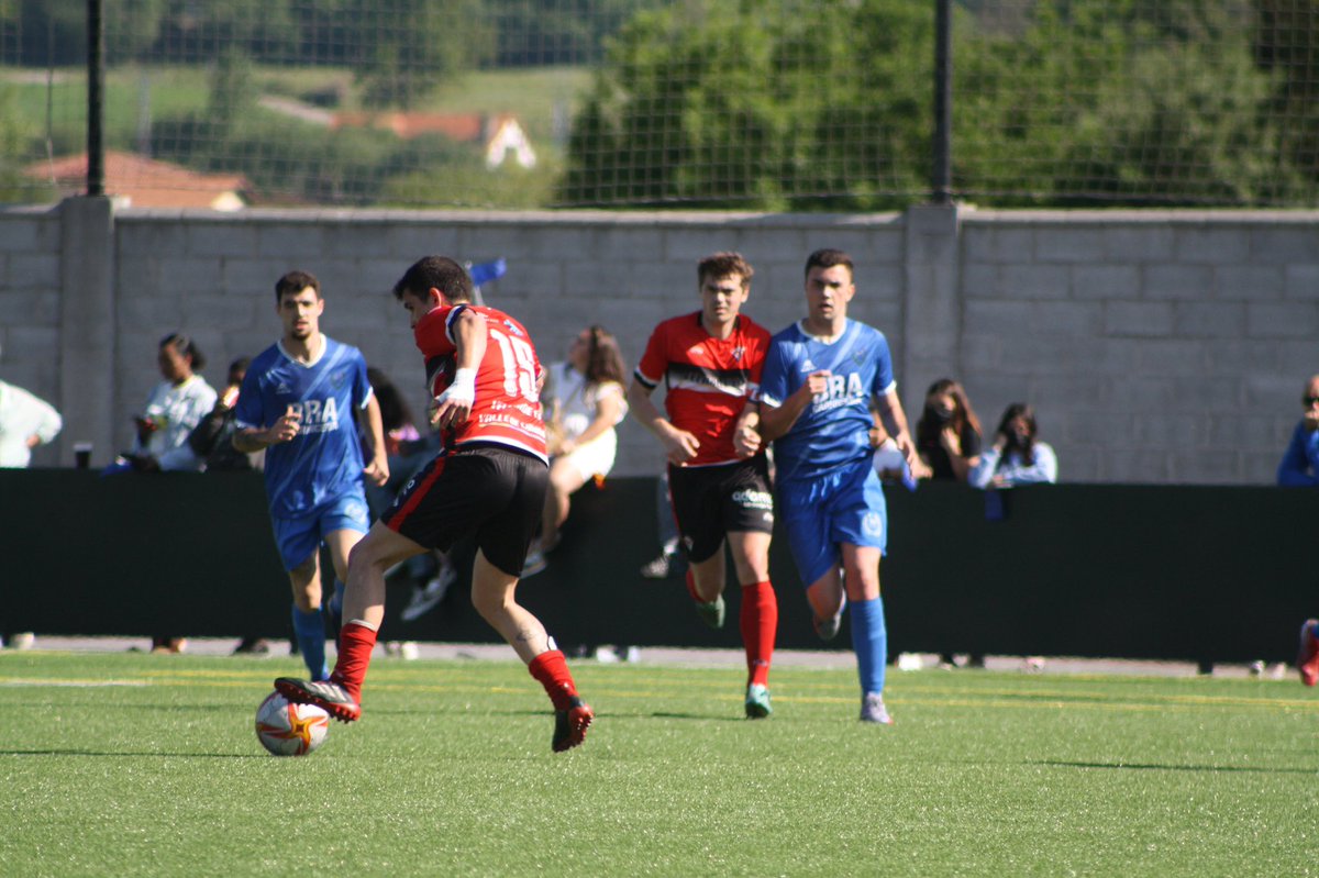 LaPreferenteCan's tweet photo. Noticia ‼️| Previa jornada 33: La pelea al rojo vivo.

https://t.co/HrSj2rb0jJ https://t.co/Vxw4RIVgW5