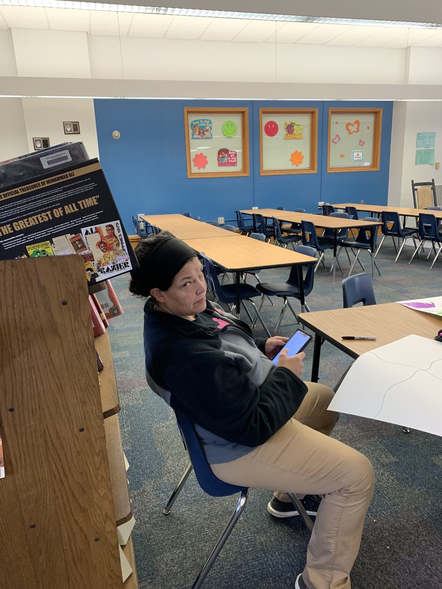 Michele Lewis tweet media