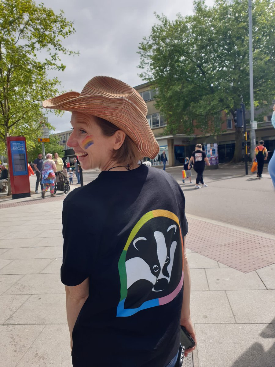 WildlifeTrusts's tweet image. Fantastic to see LGBTQ+ staff and allies from @DevonWildlife at #ExeterPride today! What a great day #OutForNature