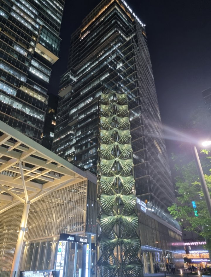 ooc: 서울 청계천~그냥 시원한 밤☆