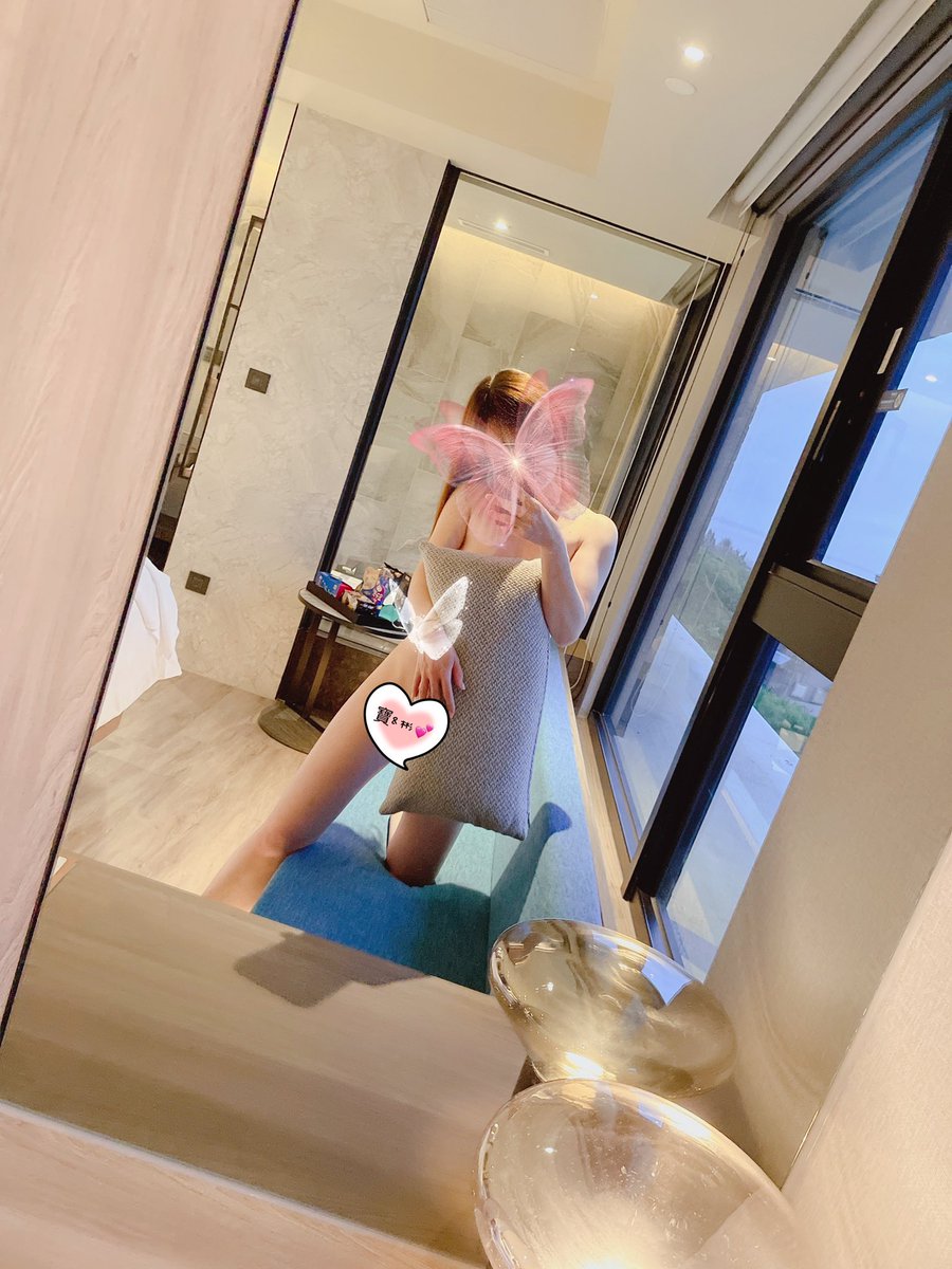 Wonderl98398879's tweet photo. 老公有事出去了～有沒有外送員可以送餐呢？
但是我沒有錢～能肉償嗎？🥺🥺🥺
#偷偷約
#外送員
#新手夫妻歡迎認識
#跟隨
#轉推+❤️ https://t.co/9O2ZibIFjb