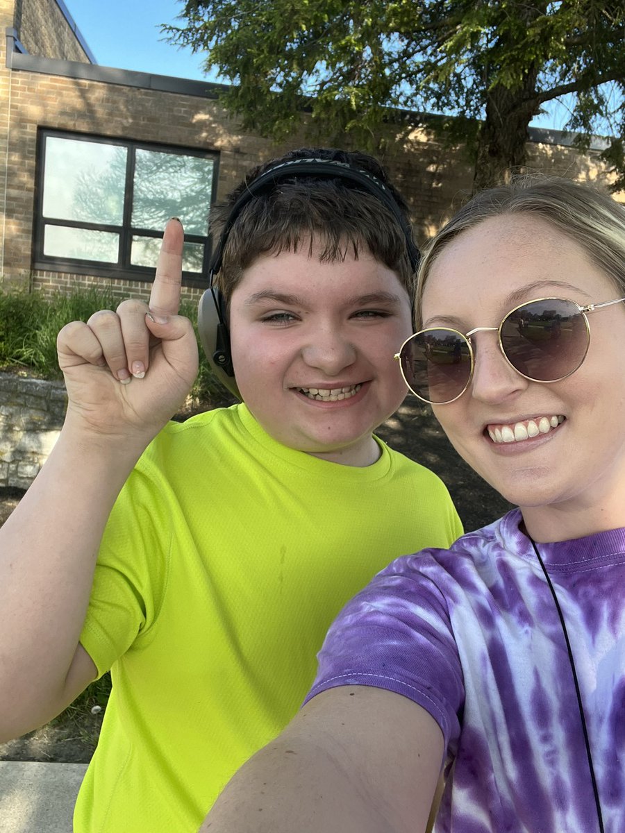 mstaylorparsons's tweet photo. Field day fun!! @Central_MCSD https://t.co/X6q9Fv9kDz