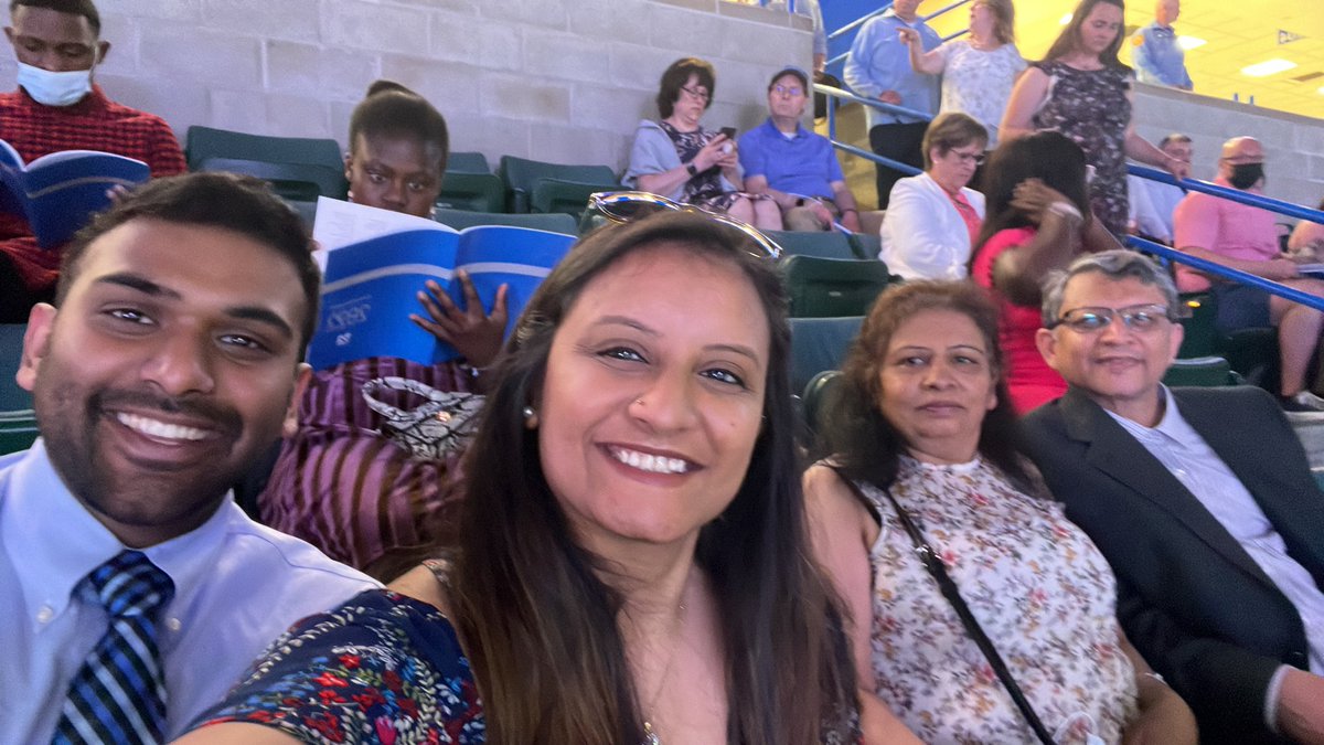 rimap97's tweet photo. CONGRATS MEHUL ❤️ we’re so proud of you!!! #UML2022 https://t.co/dSM0hLijcI