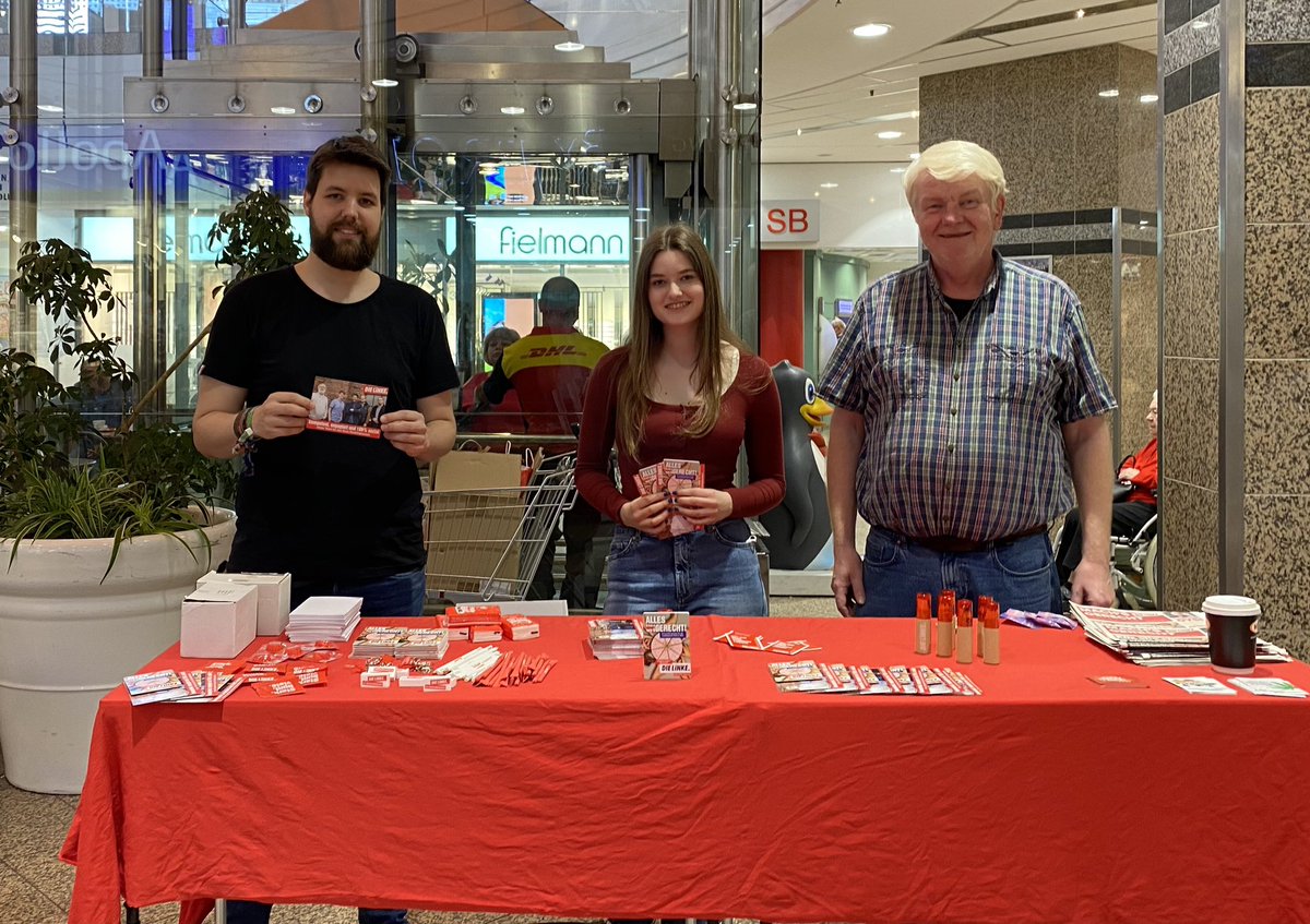 Endspurt im Wahlkampf 💪
#dielinke #dielinkenrw #ltwnrw22 #dielinkemarl #dielinkeherten #LTWNRW #dielinkenrw