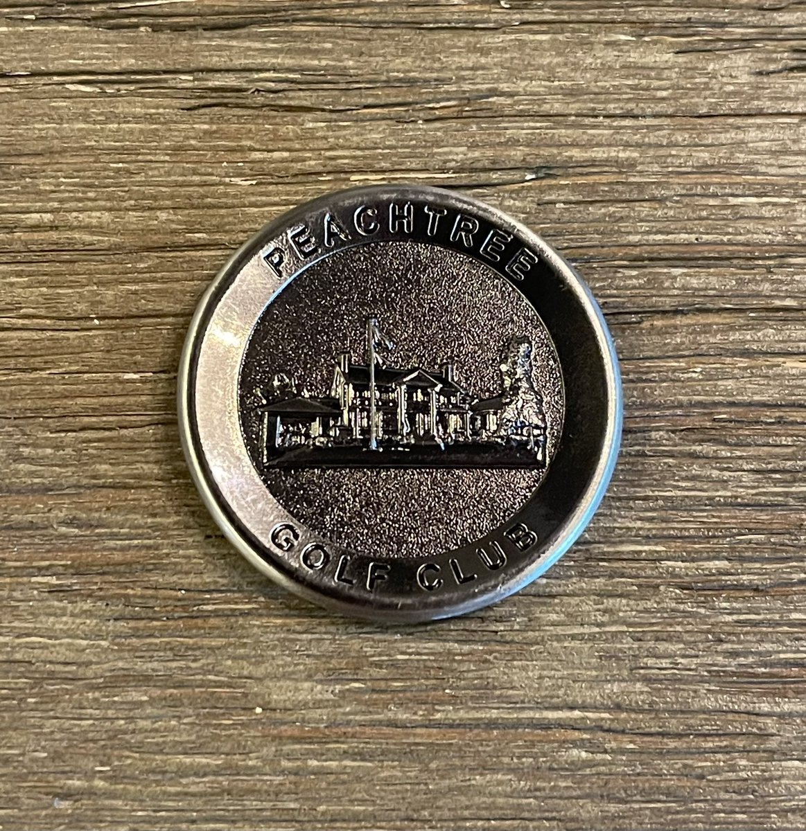 SHistorians's tweet photo. The Society of Golf Historians Giveaway Item #34: Ballmarker from Peachtree Golf Club 

To enter to win you must like, retweet &amp; leave a comment expressing your interest in the item. 

Winner will be selected Sunday morning. https://t.co/uK9GoOAjni