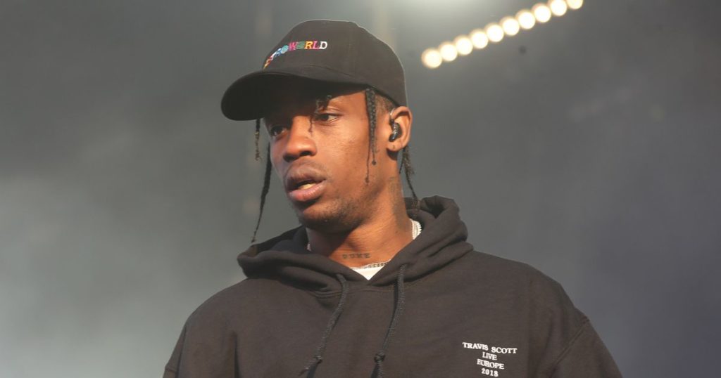 Travis Scott é processado por homicídio culposo após mulher sofrer aborto no Astroworld Festival - portalrapmais.com/travis-scott-e…