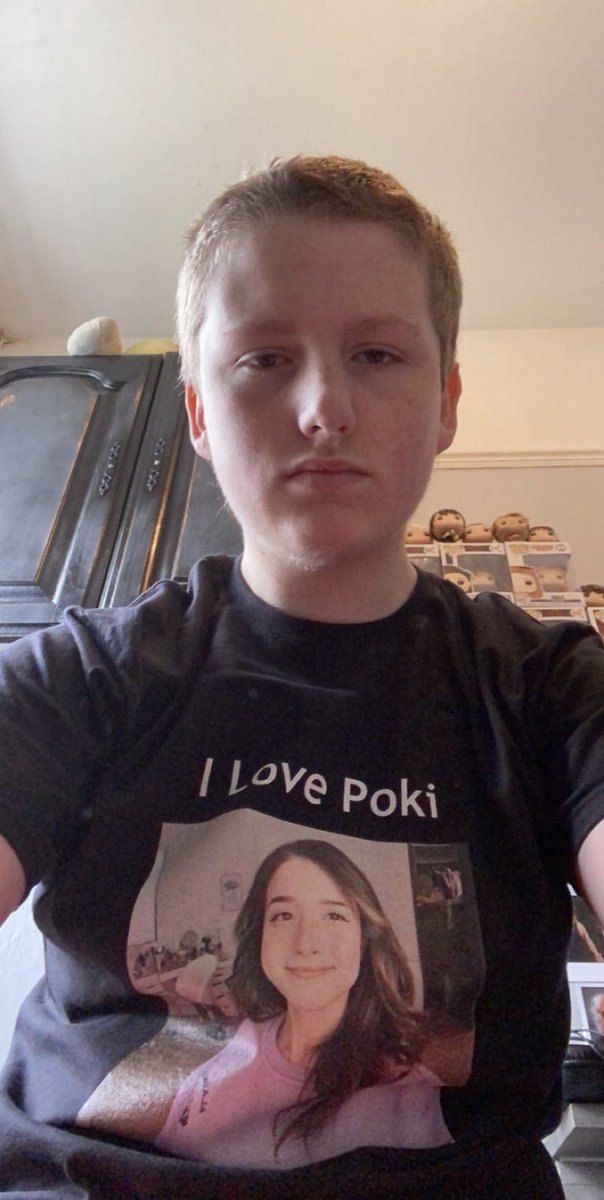 #Pokimane happy birthday <a href="/pokimanelol/">pokimane</a>