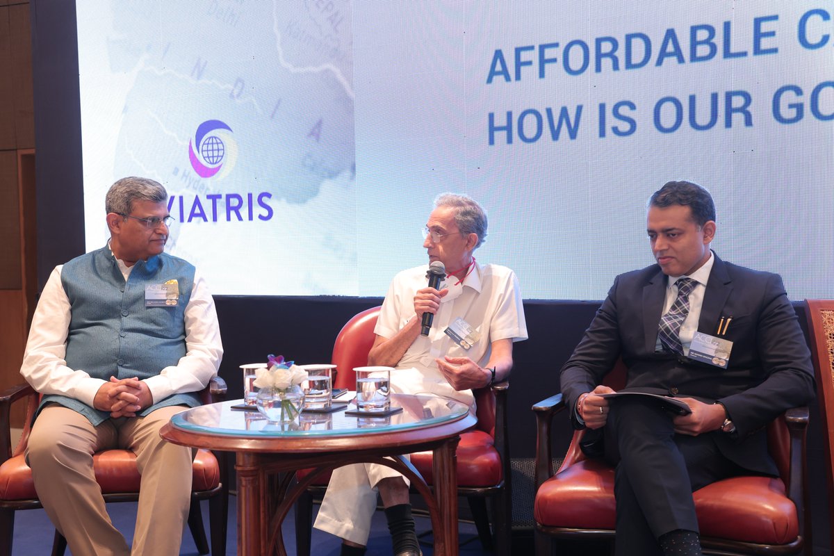 BCPBF_Cancer's tweet photo. Oral targeted therapies for #cancer patients deserve reimbursement, says expert panel at #ACCI2022
#cancercure #cancertreatment @WHO @ICMRDELHI @MoHFW_INDIA https://t.co/8AoEQpELq1