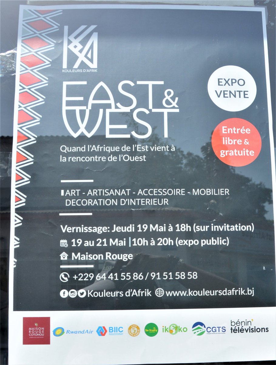 RbeccaADJINAKO1's tweet photo. J'adhère simplement à l'idéologie derrière cette exposition-Vente du 19 au 21 mai à la #MaisonRouge de #Cotonou. Organisée par @SandrasPainting @sachetheloue #SandraIdossou. Rdv donc pris😉
Détails:👇https://t.co/kU1lC7UJQO
#Wasexo #artisanat #culture #africa #KouleurdAfrik https://t.co/phEJtVgxOk
