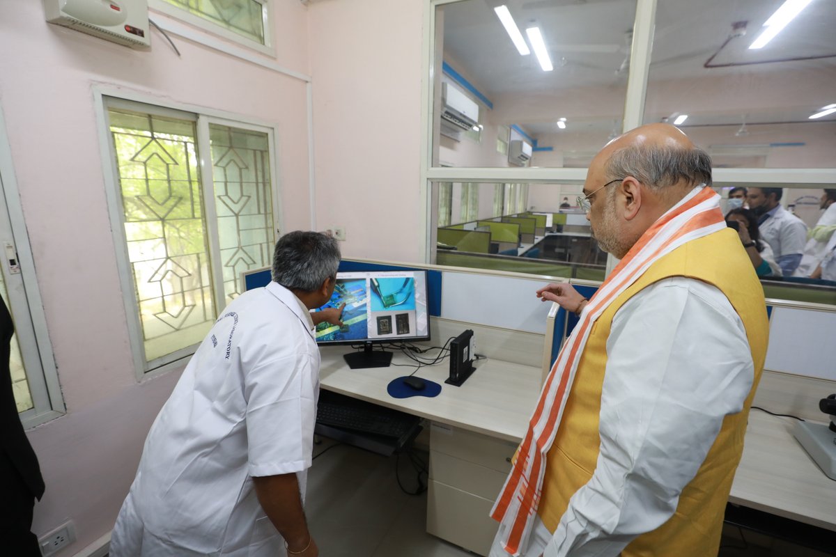 AmitShah's tweet photo. Inaugurated the National Cyber Forensic Laboratory (E) in Hyderabad.

Cybercrime is one of the biggest challenges to the 21st-century world. Modi govt is setting up a modern cyber lab ecosystem across the nation.

This will help in increasing the conviction rate of cyber crimes. https://t.co/cw3gaIgl5L
