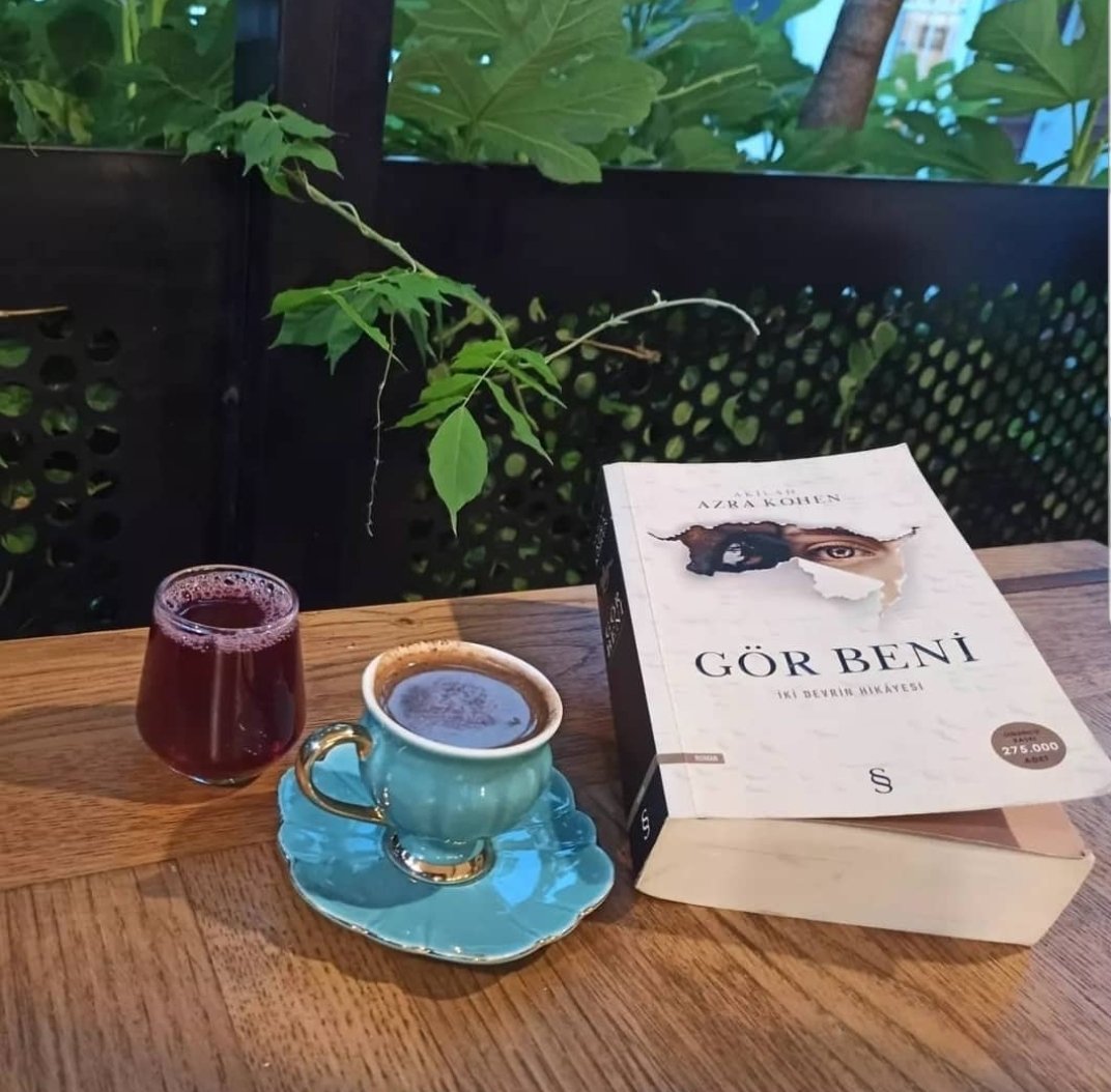 📚Aşk toplum tarafından kabul görülen tek delilik.
📚"İnsan, ait olmadığı yerde hep azalırdı."
📚"Seni affetmekten yorulabilirim."
<a href="/AkilahFi/">Azra Sarızeybek Kohen 🪐☀️ ♃</a> #Gorbeni #kitap #kesfet