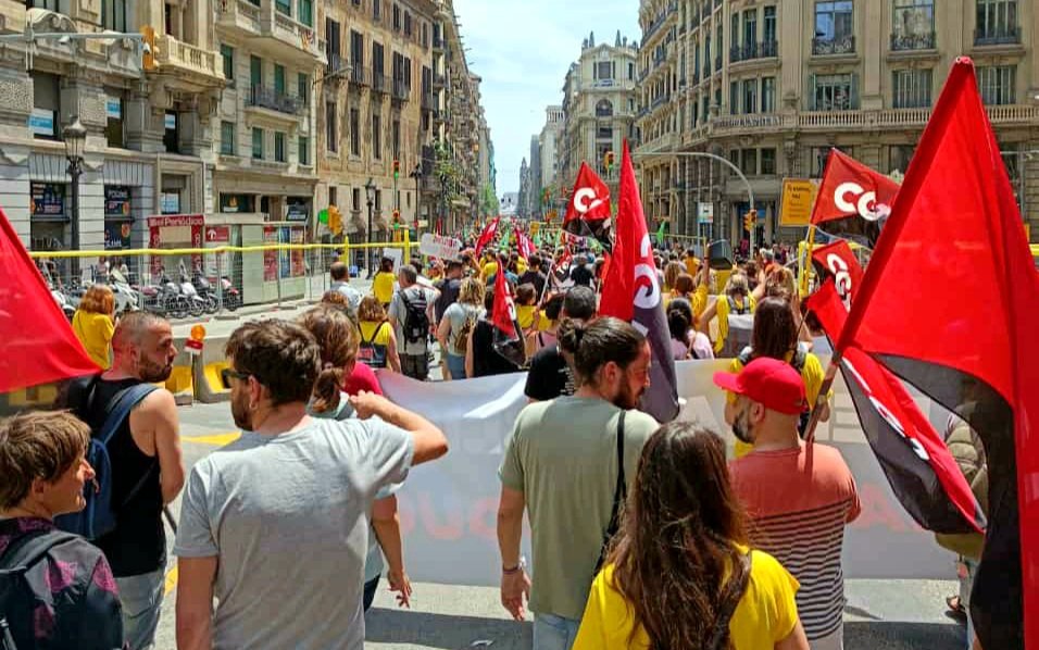 CGTEnsenyament's tweet photo. #14MperlaPública
📢 REVERSIÓ ✂️: -ràtios, +personal
📢 #CapInterinaalCarrer
📢#SuprimimConcerts
📢 Immersió lingüística inclusiva i de qualitat
📢 FP pública i de qualitat
📢 #CapTancament a la Pública
📢 INVERSIÓ 6% PIB https://t.co/2PKFrGh6Ox