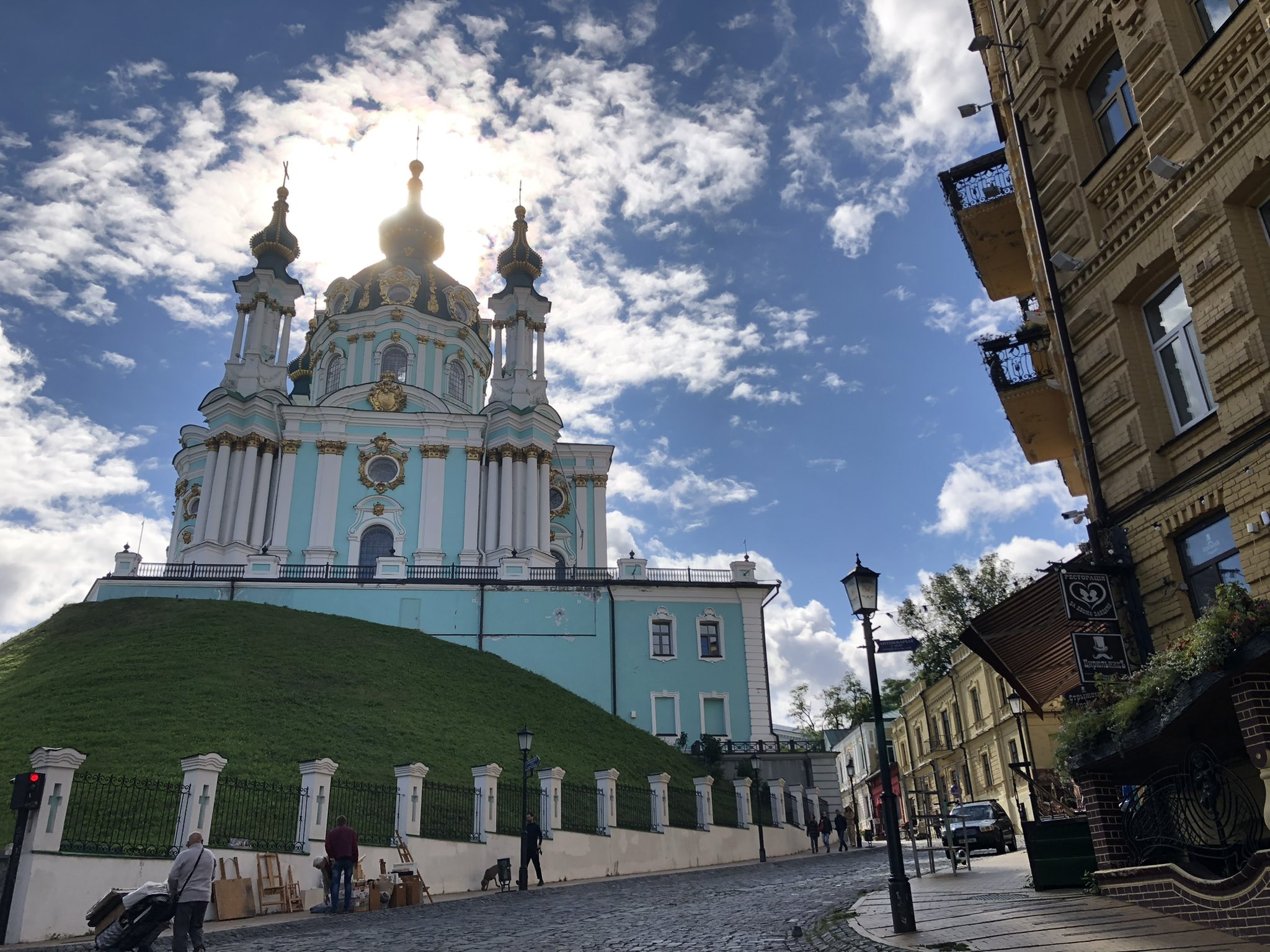 いたのま 海外で不動産 5 000を超えるいいねや 寄付プロジェクトのご支援 本当にありがとうございます ウクライナに関する暗い報道が多いですが 街並みも文化も国民の人柄も本当に素晴らしい場所なので 過去に自分で撮影した写真を