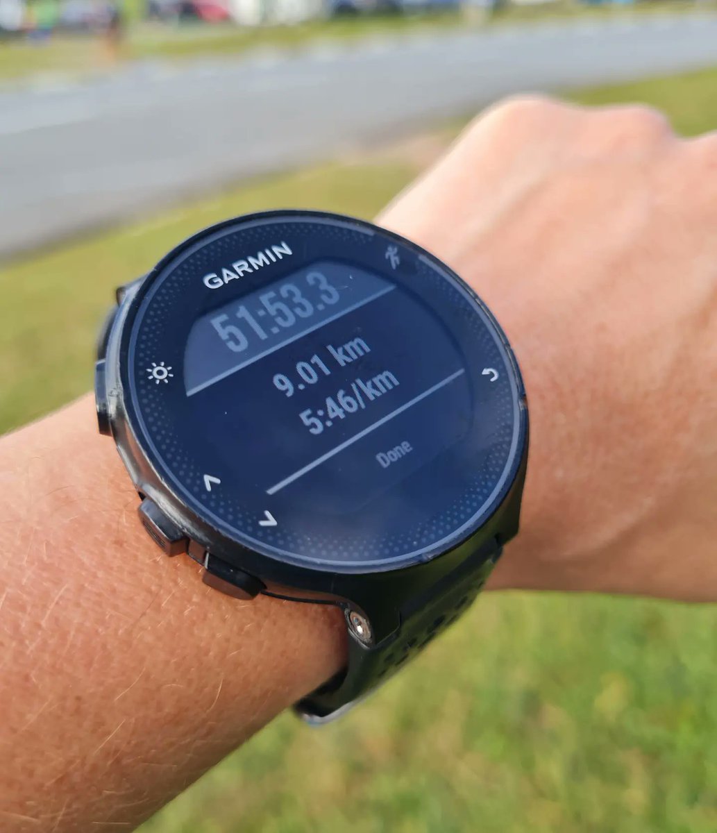 alvesalessandra's tweet image. 9 km na Cidade Universitária, porque amanhã tem #goldenrun
 Quer me fazer feliz, me faz correr!