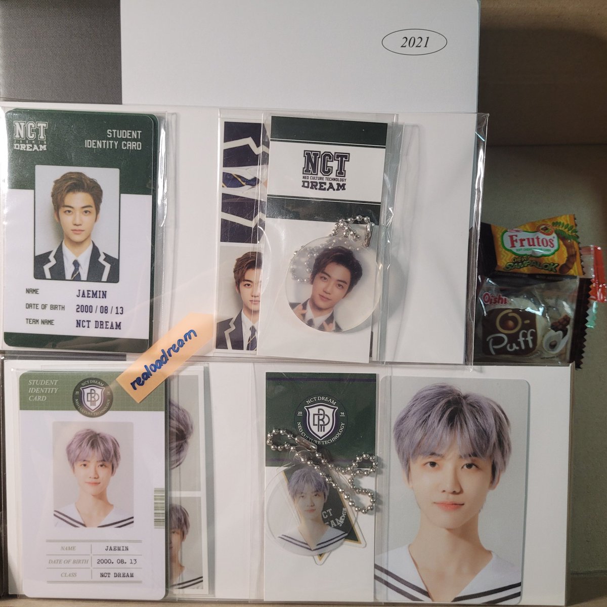realoadream's tweet photo. feeling estudyante ulit. mas secured pa sa future ko ang packaging !! thank you ng madami talaga, @tyongbokkii <3 #tyb_ty https://t.co/7x0TN0AY6N