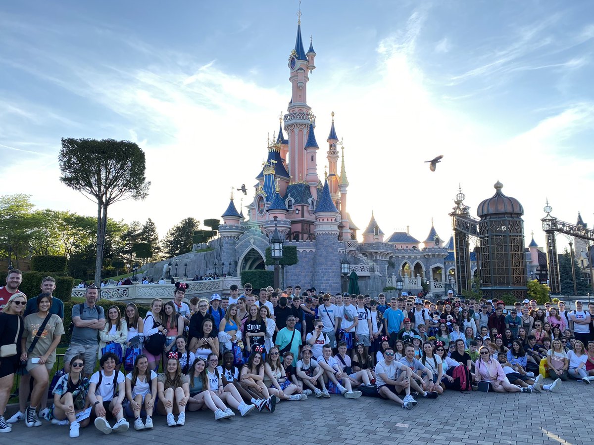 ciaranreade's tweet photo. What a day! 193 students in TY and 5th Year meet in @DisneyParis_EN! Perfect weather, great atmosphere and smiles all round! @stjosephsrush @JudiOBoyle @HTeehan @LouiseNiChon @SCaherly @ceist1 @msdonnellymaths @N_Quinn90 @annmarieclynch 🇫🇷☀️🎢 https://t.co/PsMWnxMaBb