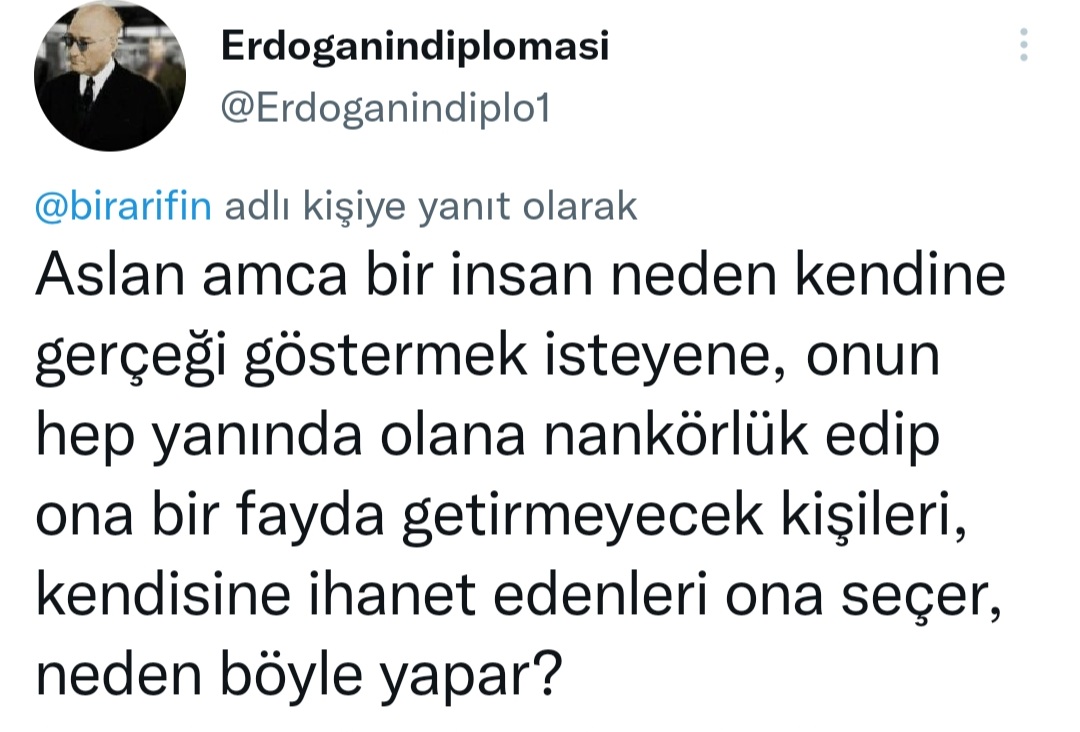 birarifin1983's tweet photo. Bir zamanlar çok havalı bir sevgilim olmuştu. Baksan ondan daha güzeli yoktu ama o mafyanın eline düşecek kadar zavallıydı. Neyse ben onun borçlarını kapatıp onu kurtardım ama ihaneti de ben onda gördüm. Onun böyle yapmasının arkasında beni hak eden bir ruhun çağırması vardı. https://t.co/Wl0mZJSWup