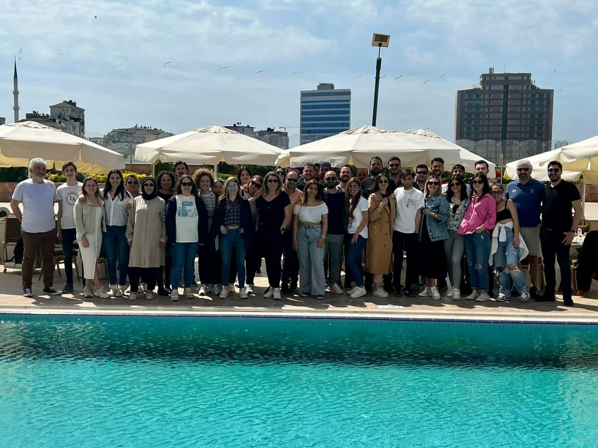 LinkShipping's tweet photo. Link Ailesi olarak birlikte ilk bahar kahvaltımızdaydık.

...

As Link Family, we had our first spring breakfast. https://t.co/416rsi1yTU