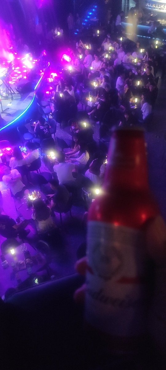jumpi04873567's tweet photo. have a drink https://t.co/IiBDIGlDhH