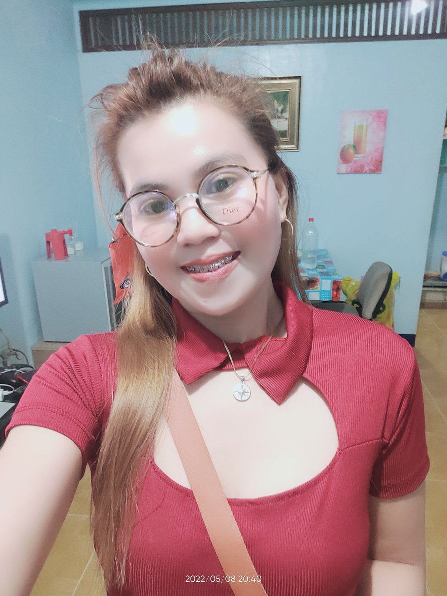 Eva_Manate's tweet photo. maroon 💕💓 https://t.co/URLfxI9ArP