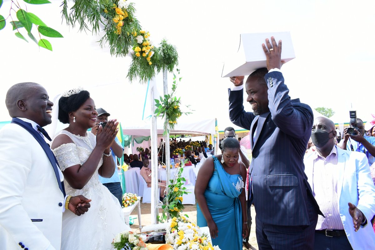 Thomas_Tayebwa's tweet image. Today morning, i joined colleagues to witness the wedding of Mr. Kenneth Orik and Hon. Beatrice Akori, the Woman MP for Agago District at Lira Palwo Christ Church in Agago District. I urged the couple to remain true to the vows made