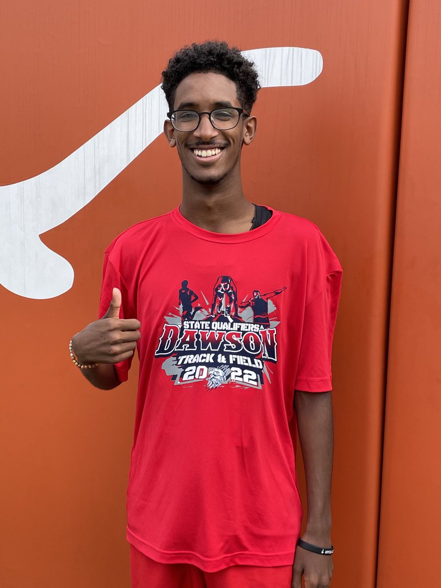 DHS_eXCellence's tweet photo. Good luck to Noah as he competes at the UIL state track meet in the 3200m. Super proud of this young man! Race time is 9:45am!! https://t.co/SNH6UvDOrI