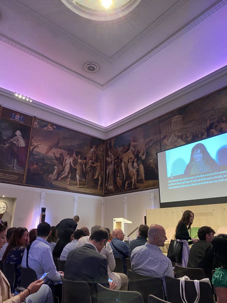 EileenModral's tweet photo. In TheGreat Room @theRSAorg foot Fellows Festival not just great speakers but meeting other Fellows is awesome https://t.co/EsCwPwHUeh