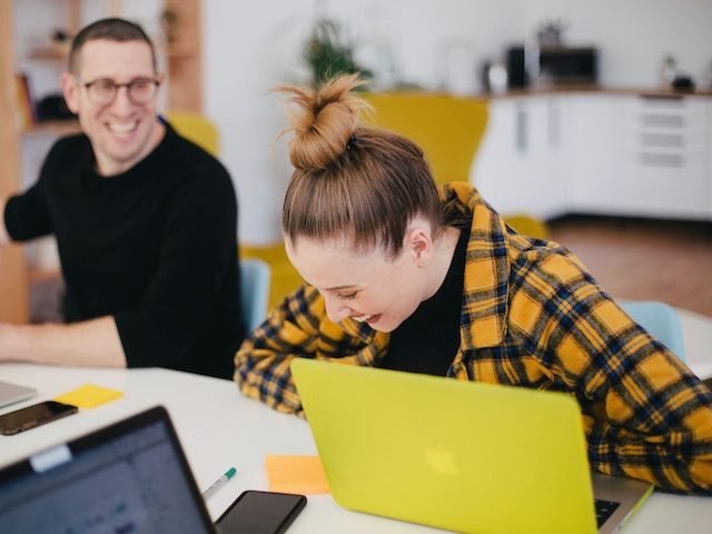 JoeMeehan_'s tweet photo. .@cmswire is right: the best way to create an emotionally resonant #CX is by investing in your #CompanyCulture, as a happy and motivated team will deliver the quality experience consumers are looking for. #EX #BusinessTransformation
https://t.co/3YVY49foCF https://t.co/dDiJsX4ajf