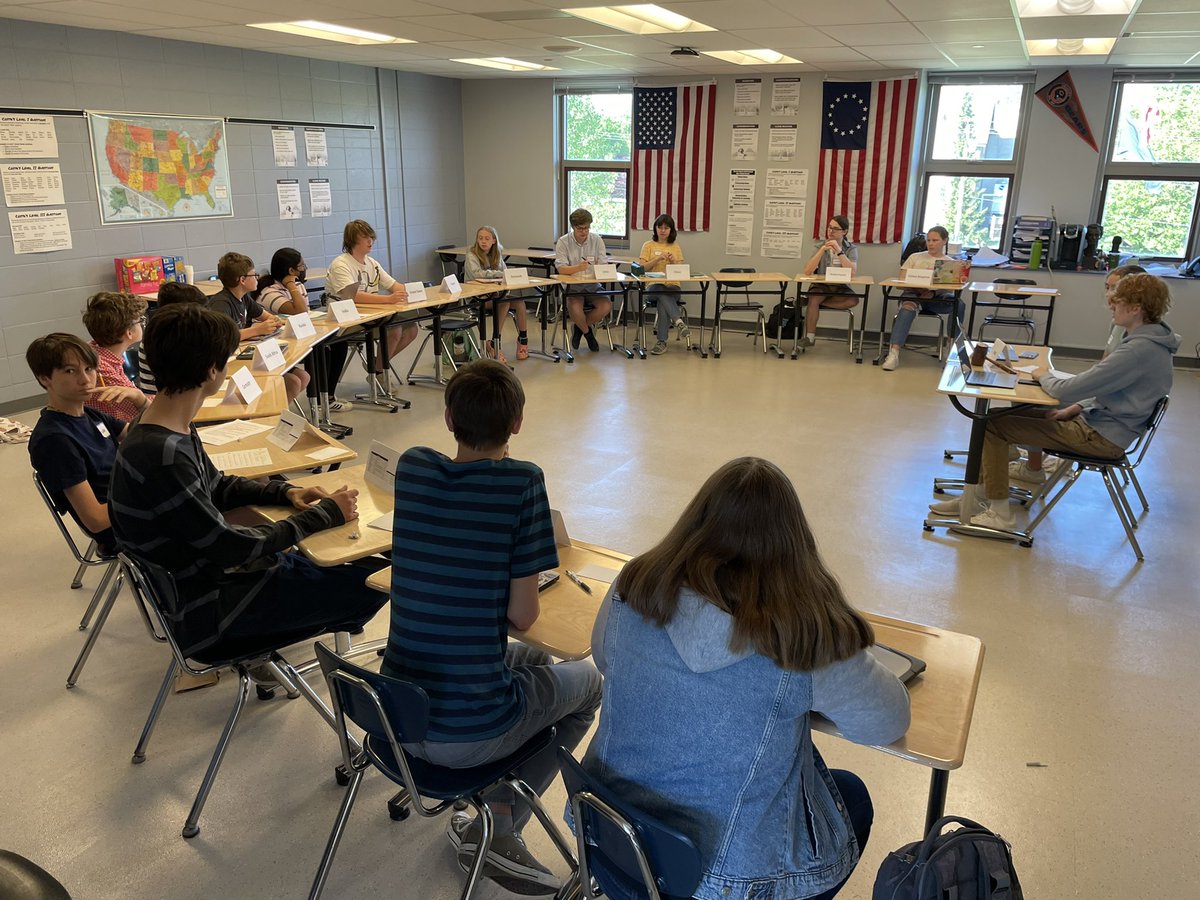 MrBorgman's tweet photo. And just like that…the first resolution passes at the very first Highlands Middle School Model UN Crisis Committee. The topic is Alien Invasion of course. Hosted by HHS MUN. @FTHighlandsHS @FTHighlandsMS @FTSchools https://t.co/bGpR27UQUN