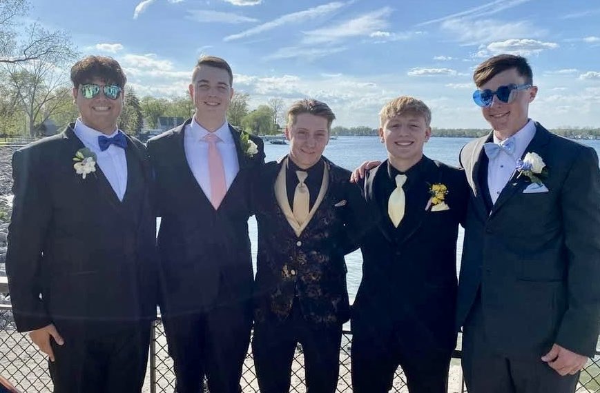 Baseball boys clean up pretty nice!  <a href="/BeEast_Baseball/">South Lyon East Baseball</a> <a href="/RoslinskiGrant/">Grant Roslinski</a> <a href="/TylerHellebuyc5/">Tyler Hellebuyck</a> <a href="/Ryan_Taylorrrrr/">Ryan Taylor</a>