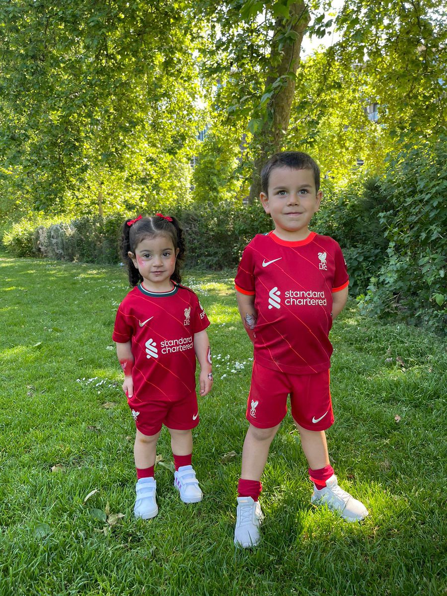 London😍 

Ready for the #EmiratesFACup final ⚽️❤️