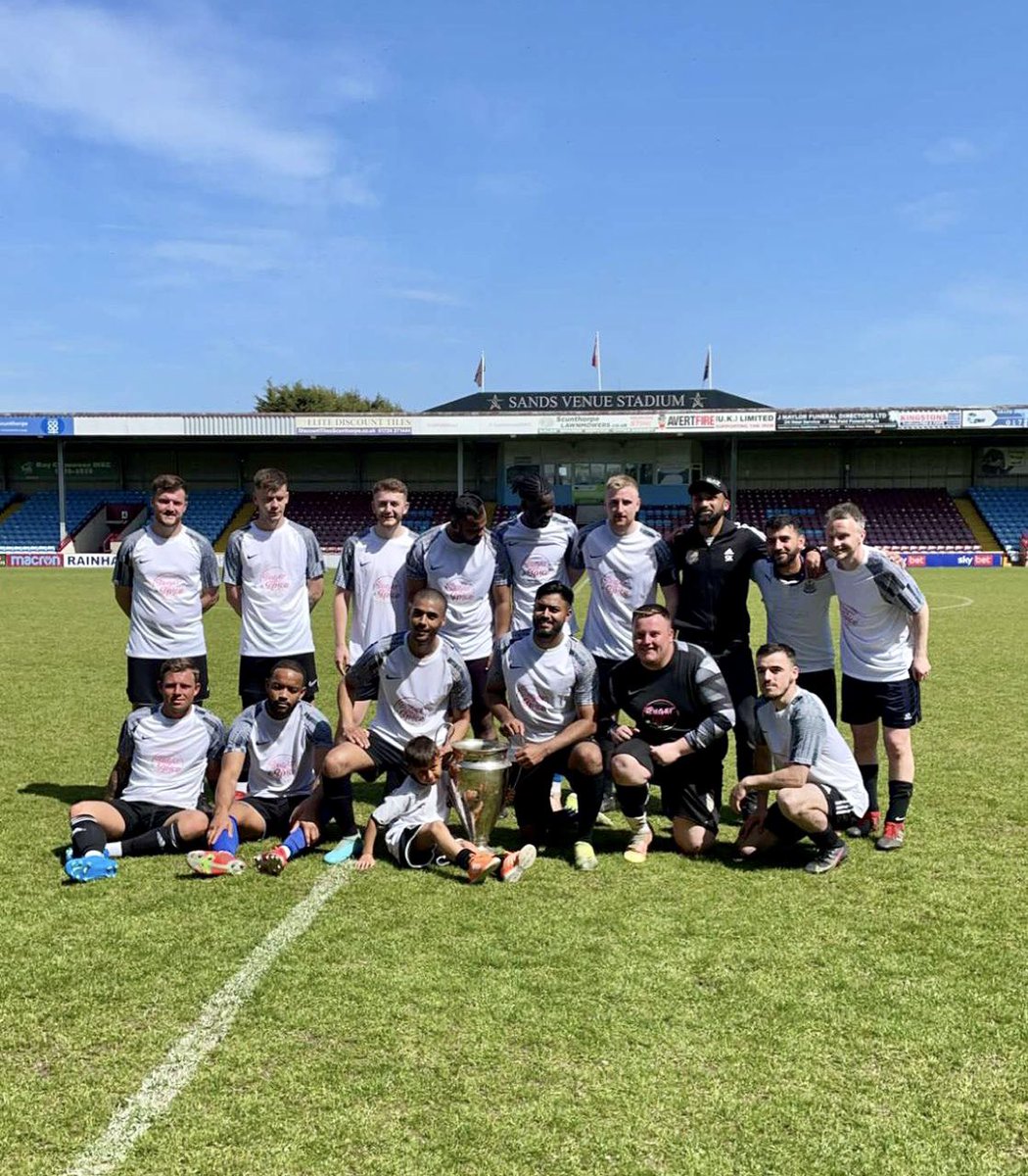 FfdIrons's tweet photo. #BorussiabluesVsFedora #kickitout #SUFCOfficial post season charity football match managed by #ffdirons 5-4 to borussia blues https://t.co/5RbhkfExC9