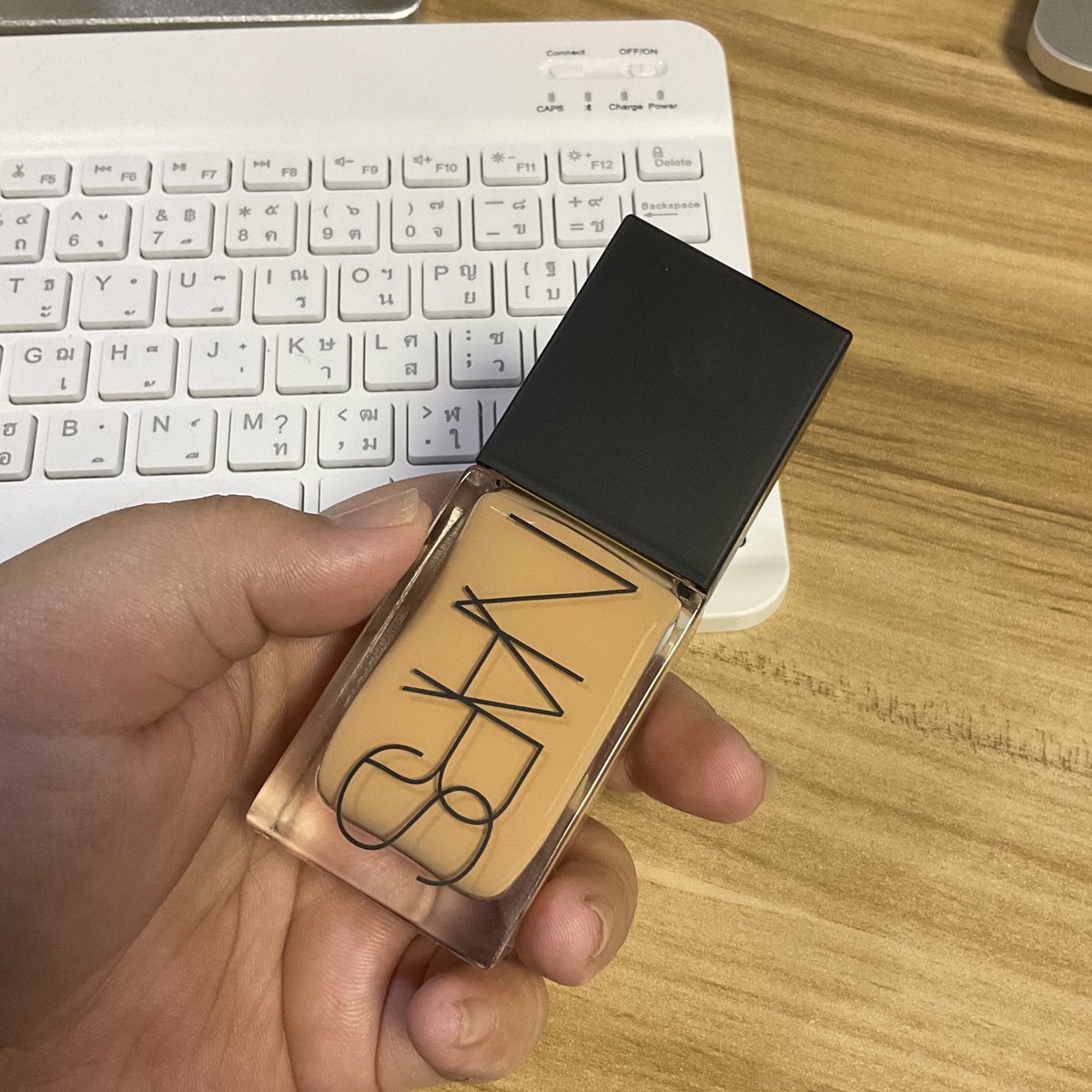 fatkidzblue's tweet photo. แจกค้าบบบ 🎁 NARS ตัวใหม่สี M4 Barcelona จริงๆน้องฟินนิชดีมากกก ผิดที่ฉันเอง เลือกสีมาผิดค่าาา น้องเข้มไปหน่อยนุงง ฝืนต่อไม่ไหว ขอให้คนที่ผิว NC35 มารับต่อดีกว่า สวยๆ

💖 รี+ฟอล
💖 ขออีโมจิอะไรก็ได้เพื่อบอกว่าหนูจะเอาค่า (เผื่อบางคนรีช่วยเฉยๆ🤣)
💖 ประกาศ 20 พ.ค.
#บลูนักแจก https://t.co/RQz9QMzqgd