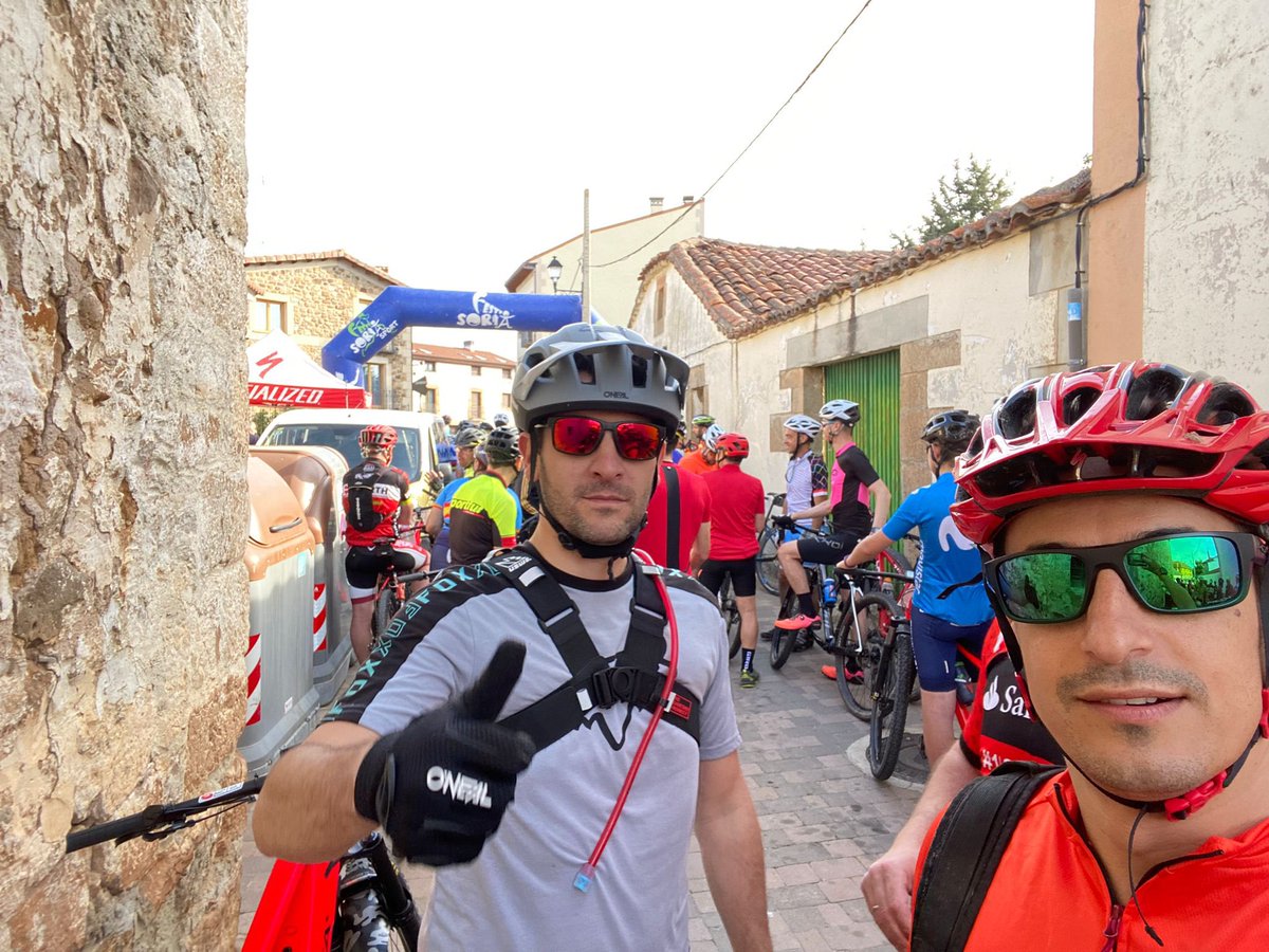 rubencomin's tweet photo. El #paqueteam lo volvió a hacer!!! La ruta de #Garray #lagarreña completada!!! Buen recorrido, buena organización y buen ambiente. Grandes @davidfrances80 @DavidBerrojo El año que viene más. 👍🏻 https://t.co/wjMS1oH610