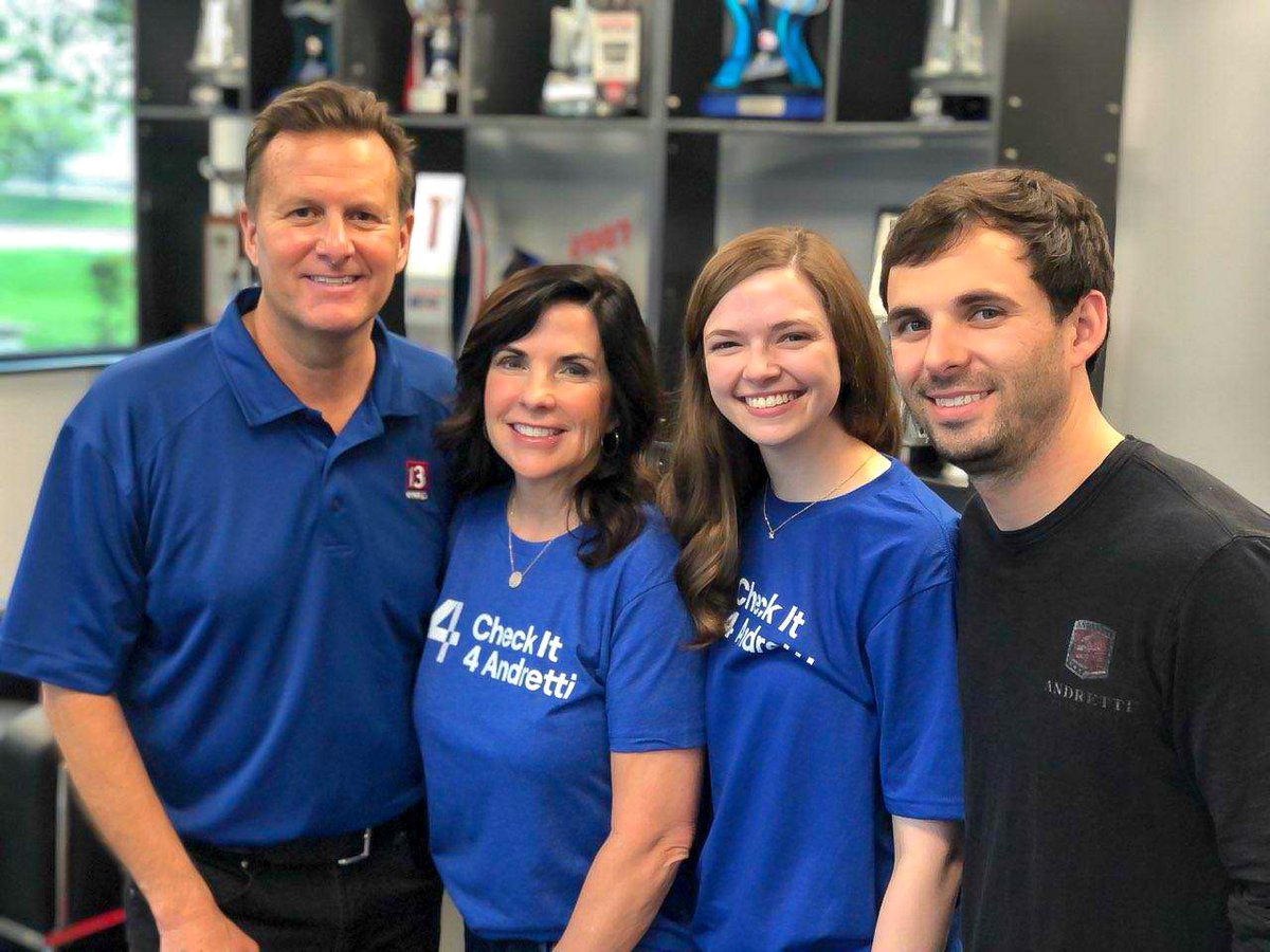 checkit4andreti's tweet photo. 🎥🎬 Here's a behind-the-scenes recap of last week's interview with WTHR Channel 13's Dave Calabro in Indianapolis. 🙏 We were very grateful for the opportunity they gave us to speak about our foundation! #OneAmericaMiniMarathon https://t.co/MlIR05O31w
