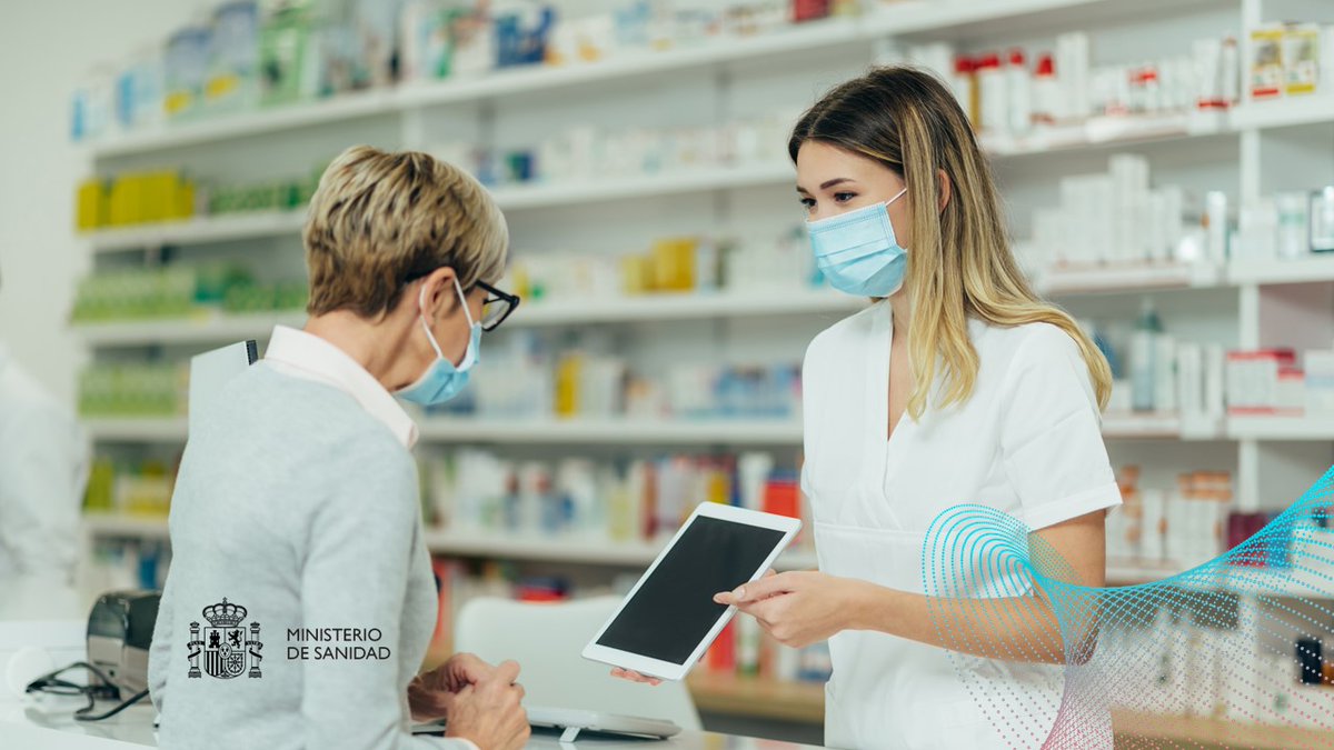sanidadgob's tweet photo. 💡 Recuerda. La #mascarilla sigue siendo obligatoria tanto para los trabajadores como para los visitantes de centros, servicios y establecimientos sanitarios como:

✔️ Farmacias
✔️ Centros de salud
✔️ Centros de transfusión

📄Consulta la normativa https://t.co/yq3RnQ0Hu4 https://t.co/nmXmkwbfZI