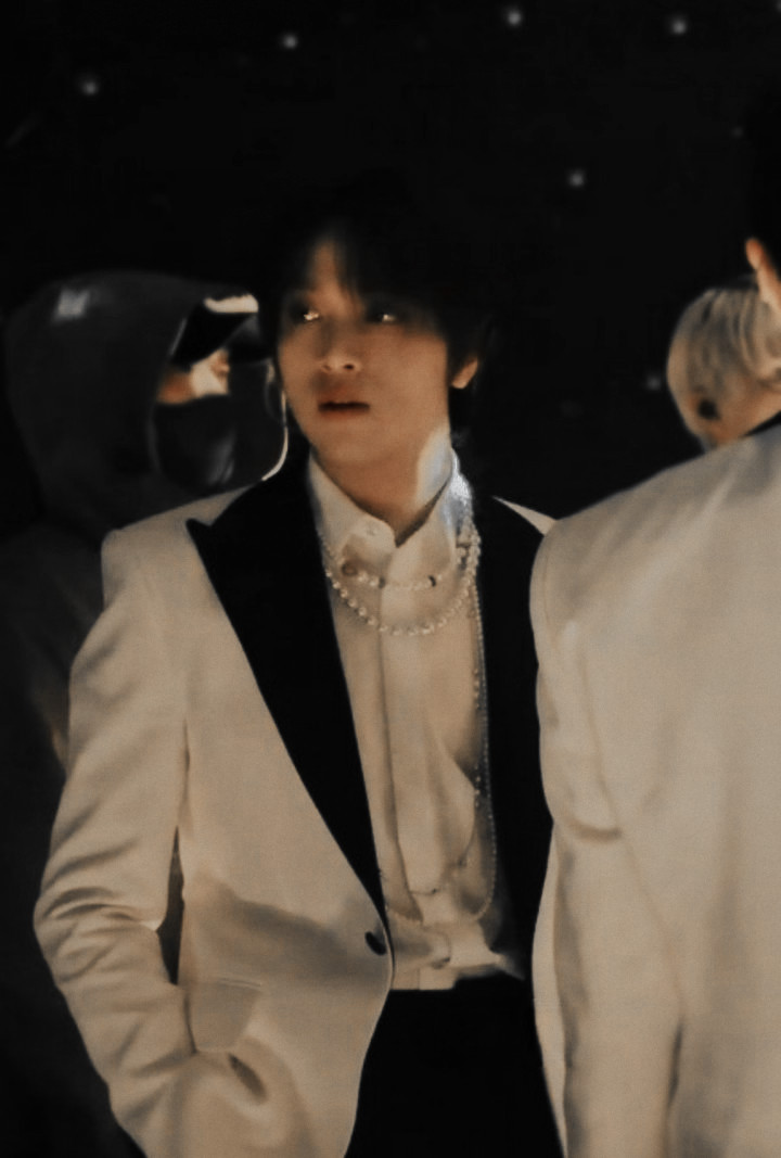 ina˙Ⱉ˙⠕ tweet media