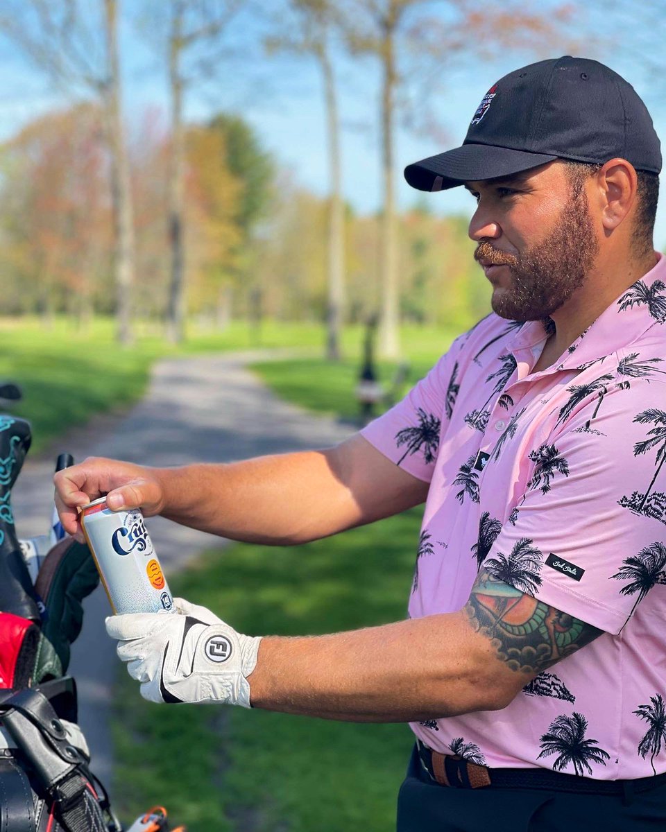 russellmartin55's tweet photo. Excited to announce I just launched a new ready to drink called @CruiseSeltzer . It’s hands down the best Seltzer on the market. Don’t trust me, trust your taste buds. Run to the @LCBO and grab Cruise Mango/Dragon fruit or @LaSAQ_officiel Cruise Peach/Pear. Drink responsibly! https://t.co/kowXlgA6rs