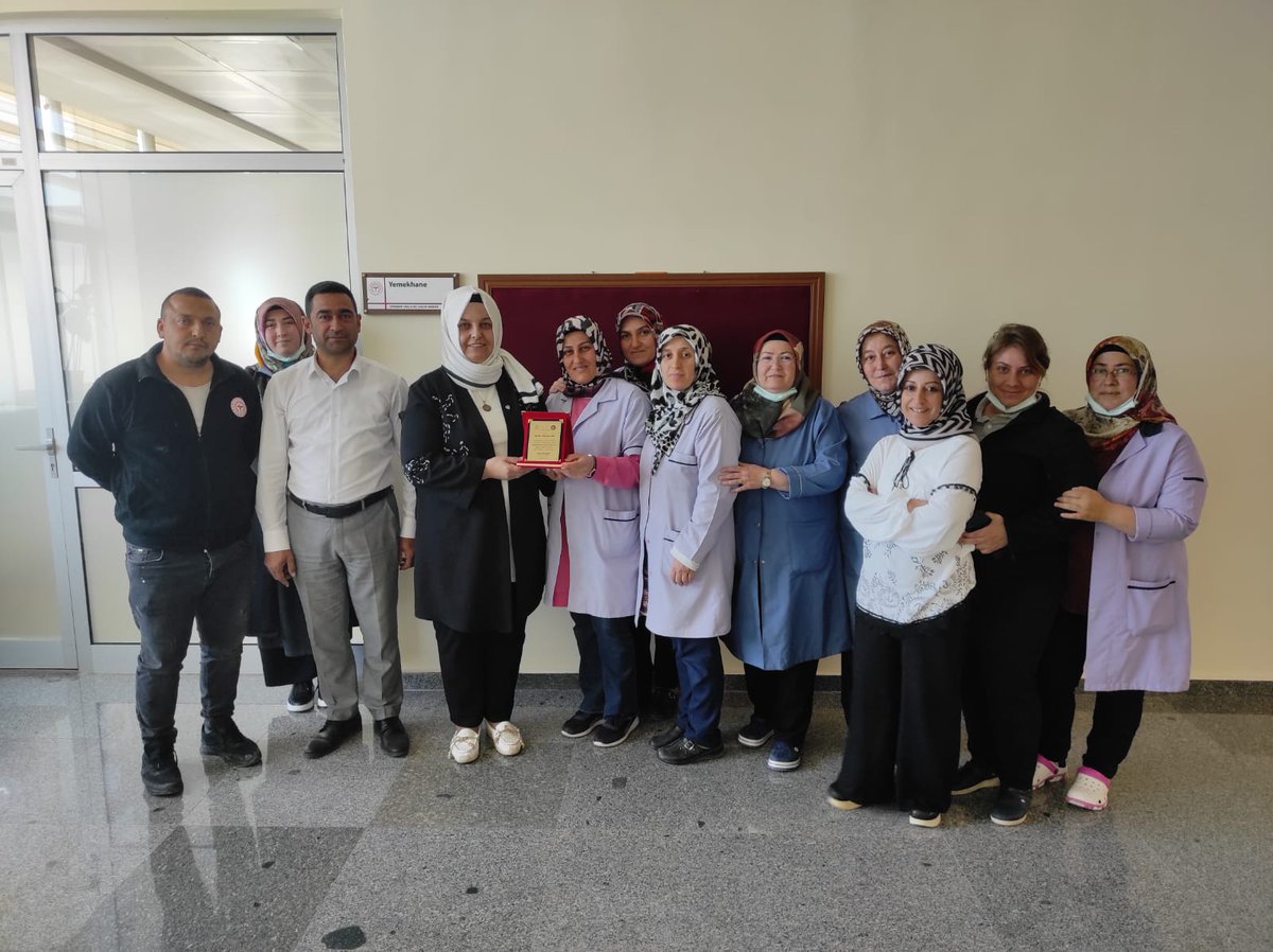 Karaman Ağız Diş Sağlığı Merkezi personeli üyemiz Bedia YAVUZARSLAN emekli oldu idaremiz ve mesai arkadaşları ile birlikte uğurladık.

Yeni yaşamında daha güzel, daha sağlıklı, daha mutlu, daha üretken günler sizin olsun. Emekliliğiniz güzel bir başlangıç olsun..