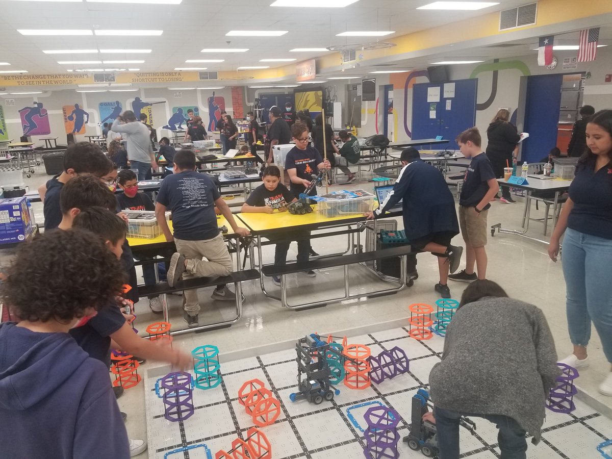 Robotics Saturday here in EPISD! Middle school district competition underway at Young Women's STEAM Academy! <a href="/mphillipselpaso/">michael phillips</a> <a href="/sharodickerson/">👩🏽‍💻Sharo Dickerson 🦋🚀🌱💕</a> <a href="/jroach4522/">John Roach</a> <a href="/JulieLRivas/">Julie Rivas</a> <a href="/DsayavedraEPISD/">Diana Sayavedra</a>