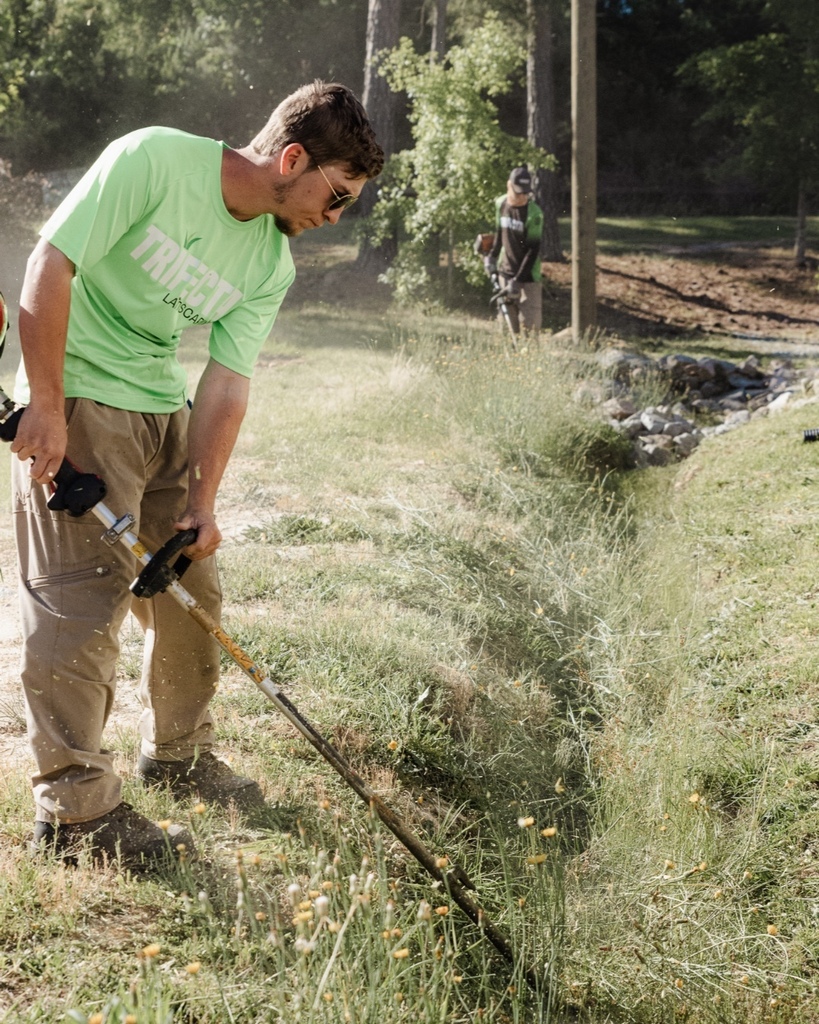 A difficult week last week for Trifecta. Hoping next week is better. Hoping to hire on some more great guys soon and we got all our trucks wrapped now. Work is stacked up with us scheduled two weeks out on jobs 😰😲. Plenty to do, now just gotta get it… instagr.am/p/CdiiVHYOeMc/