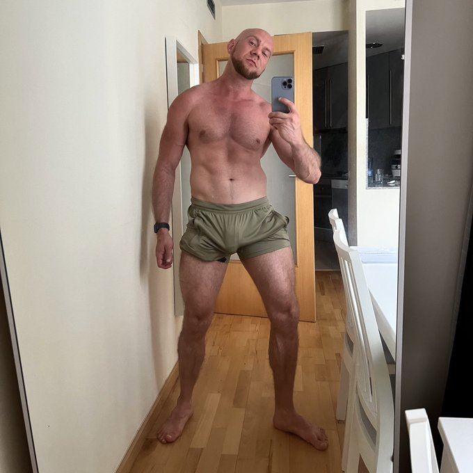 Max Zarec XXL - Hey 👋 https://t.co/4rRScc1Vfz