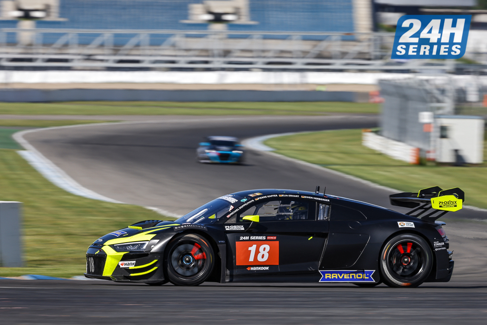 24HSERIES's tweet photo. #24HSERIES | New leader as @phoenix_racing (18) moves past #CPRacing (85) heading into the stadium. #JUTARacing (71) still 3rd.
Across in TCE, #BBR (159) still leads #LestrupRacing (120) with #Holmgaard (102) 3rd.
#12HHOCKENHEIMRING https://t.co/rSM9oIovFE