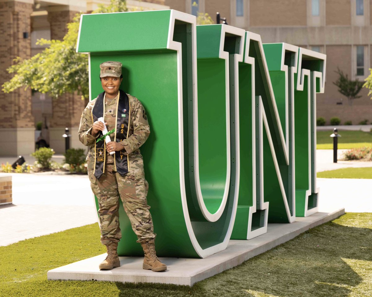 Dejahms_'s tweet photo. May 14th, 2022
I’m officially a University of North Texas Alum!🦅💚
Bachelors of Applied Arts and Sciences Degree with concentrations in Health Promotion, Military Studies &amp; Psychology.👩🏽‍🎓
Glory be to God!
📸- @sobapictures
#unt #graduation #blackgirlmagic #armystrong https://t.co/9hZcAkaFqz
