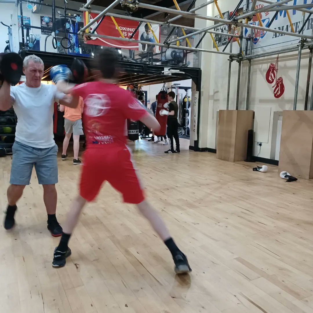 Midlothian Boxing tweet media