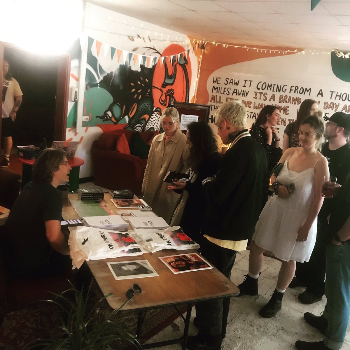 CPXMCR's tweet photo. ALL of our favorite people in one photo! Horror fans that sit in the dark on sunny days watching movies, @gregsestero having a nice chat with them and the other @thatsnogreg from @radscreenings skulking in the darkness. LOVELY STUFF. https://t.co/c4ypdTz37S