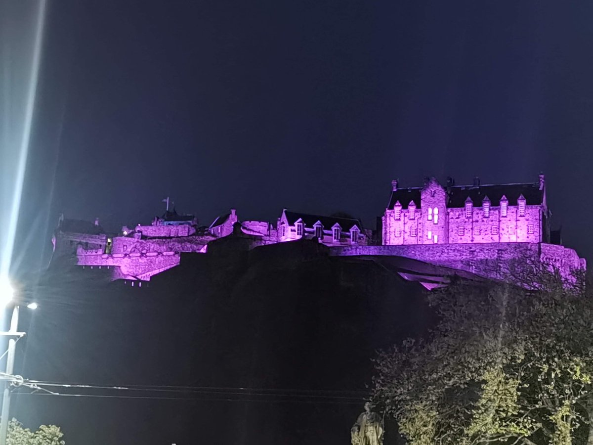 united_fibro's tweet photo. Beautiful @edinburghcastle & @Camera_Obscura_ two of #Edinburgh #landmarks lighting purple #lightupforfibro as part of @united_fibro #Fibromyalgia Awareness Week 22 on 12th May. #thankyou both for highlighting &representing Fibromyalgia in #scotland. https://t.co/BwM0bpP1PP