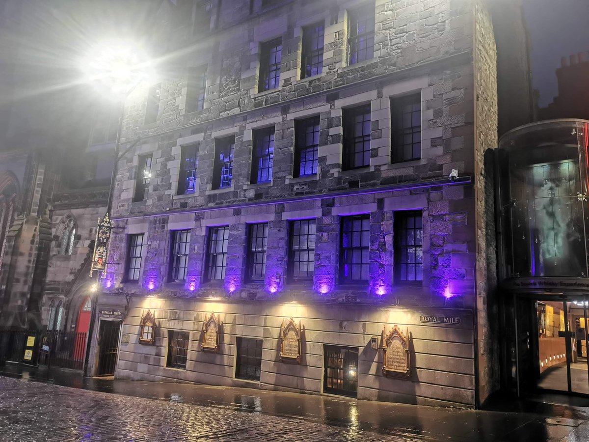 united_fibro's tweet photo. Beautiful @edinburghcastle & @Camera_Obscura_ two of #Edinburgh #landmarks lighting purple #lightupforfibro as part of @united_fibro #Fibromyalgia Awareness Week 22 on 12th May. #thankyou both for highlighting &representing Fibromyalgia in #scotland. https://t.co/BwM0bpP1PP